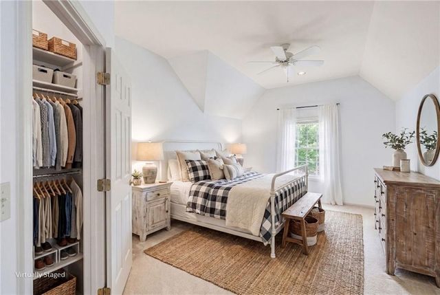 17995 Windsor Drive, Stilwell, KS 66085