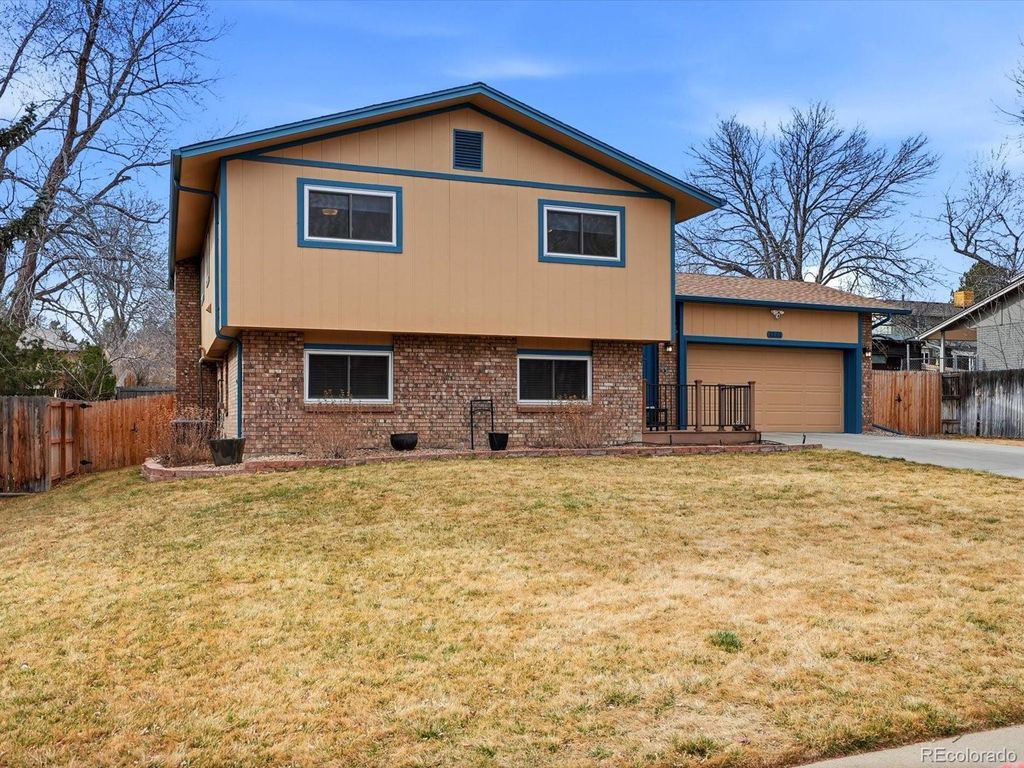 1221 Dexter Street, Broomfield, CO 80020