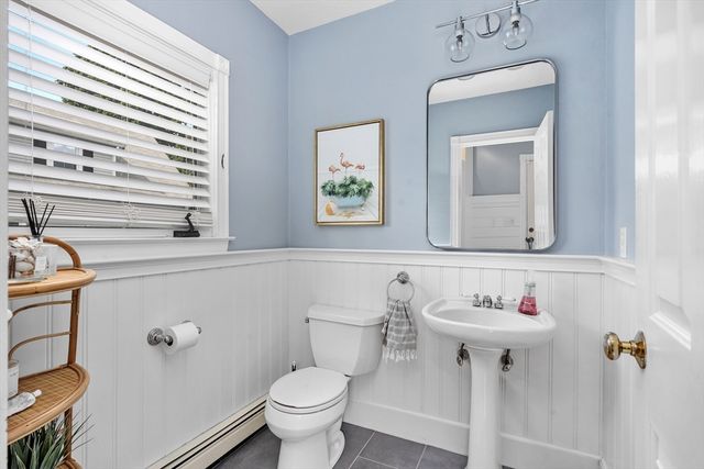 21 Hersey St, Hingham, MA 02043