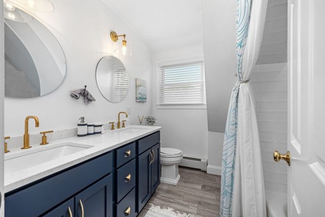 21 Hersey St, Hingham, MA 02043