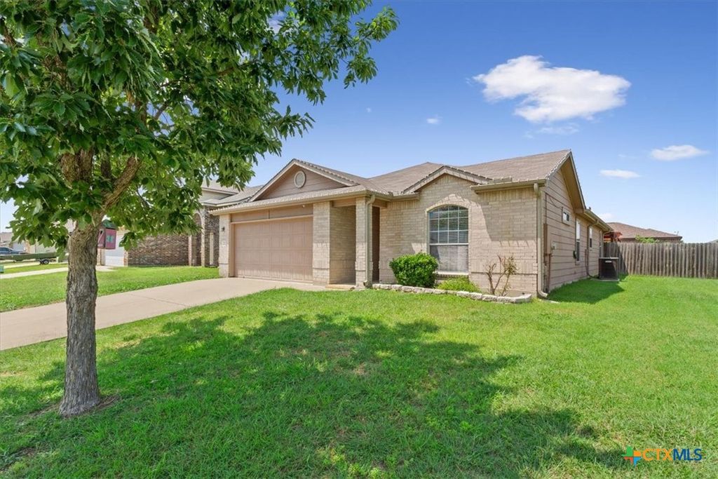 212 Nairm Lane, Temple, TX 76502