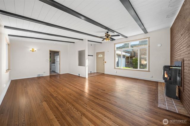 2124 E 17th Street, Bremerton, WA 98310