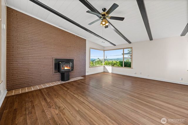 2124 E 17th Street, Bremerton, WA 98310