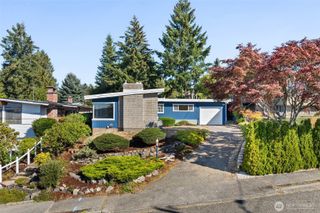 2124 E 17th Street, Bremerton, WA 98310