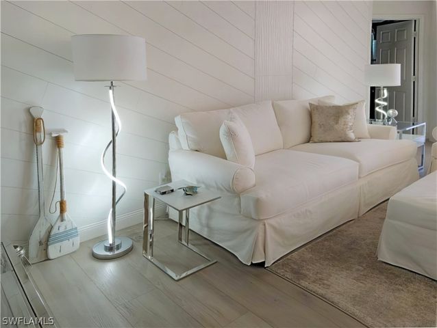 5758 Lago Villaggio WAY, Naples, FL 34104