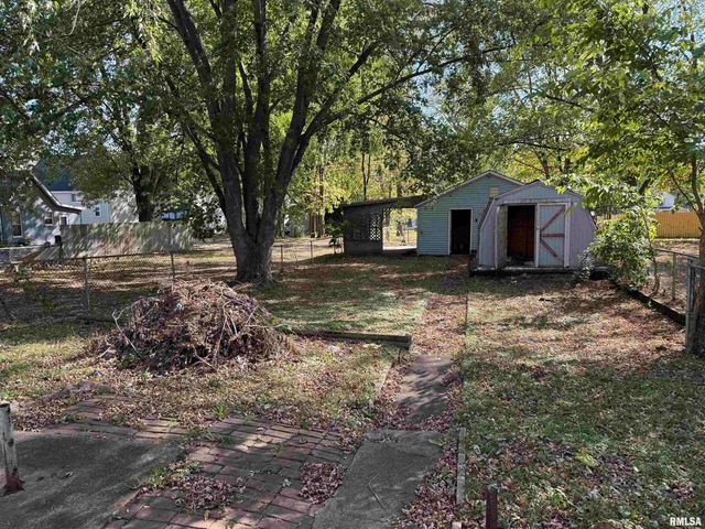 1712 NE MONROE Street, Peoria, IL 61603