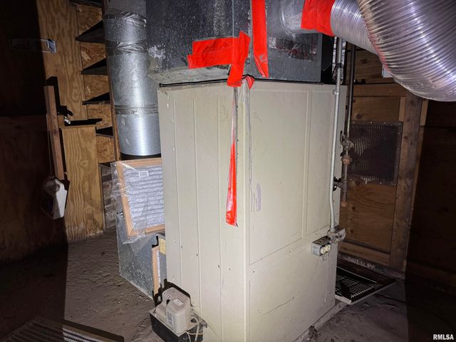 1712 NE MONROE Street, Peoria, IL 61603