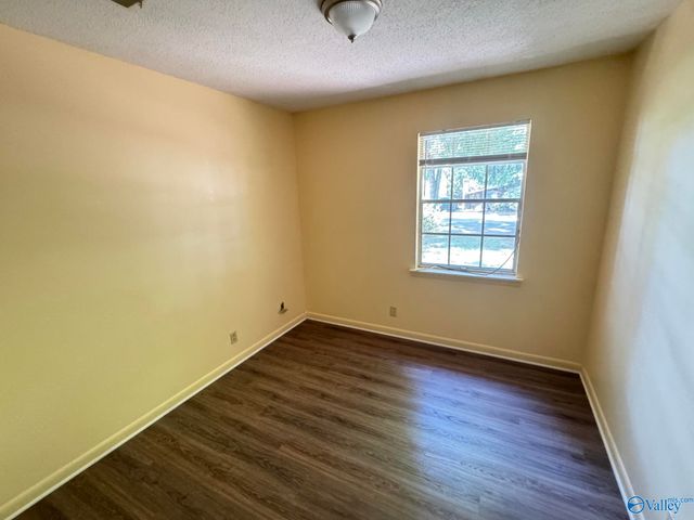 3836 Melody Road NE, Huntsville, AL 35811