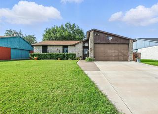 5320 Knox Drive, The Colony, TX 75056
