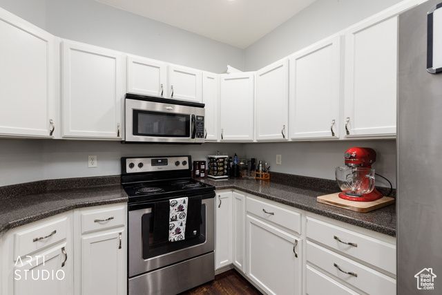 182 W SPRINGVIEW DR, Saratoga Springs, UT 84045