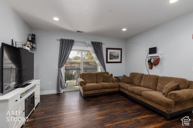 182 W SPRINGVIEW DR, Saratoga Springs, UT 84045