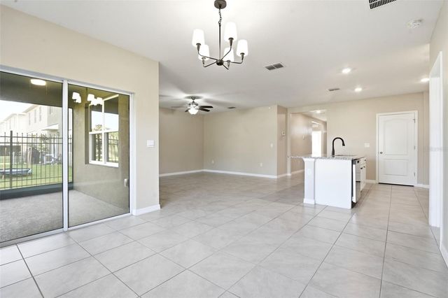 895 LAZIO CIRCLE, Debary, FL 32713