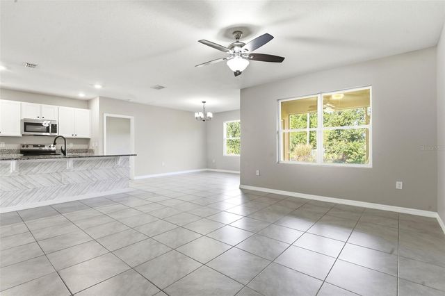 895 LAZIO CIRCLE, Debary, FL 32713