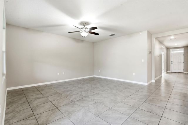895 LAZIO CIRCLE, Debary, FL 32713