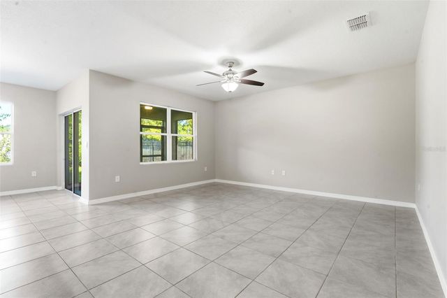895 LAZIO CIRCLE, Debary, FL 32713