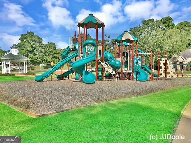 40 Hidden Woods Lane, Newnan, GA 30265