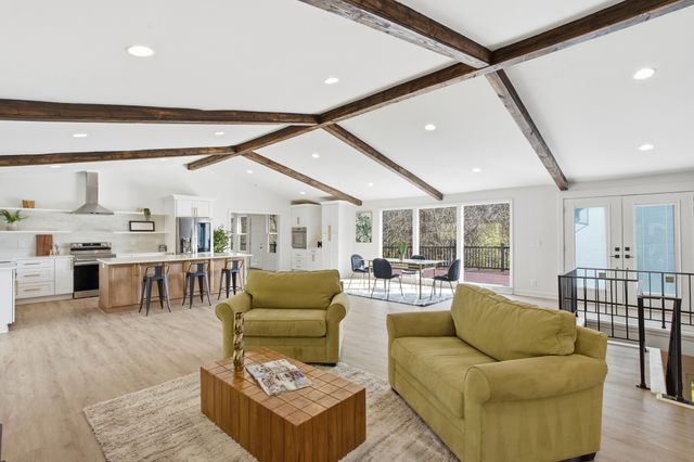 5161 Granny White Pike, Nashville, TN 37220