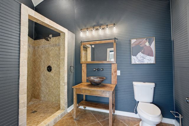 5161 Granny White Pike, Nashville, TN 37220