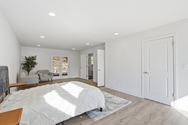 5161 Granny White Pike, Nashville, TN 37220