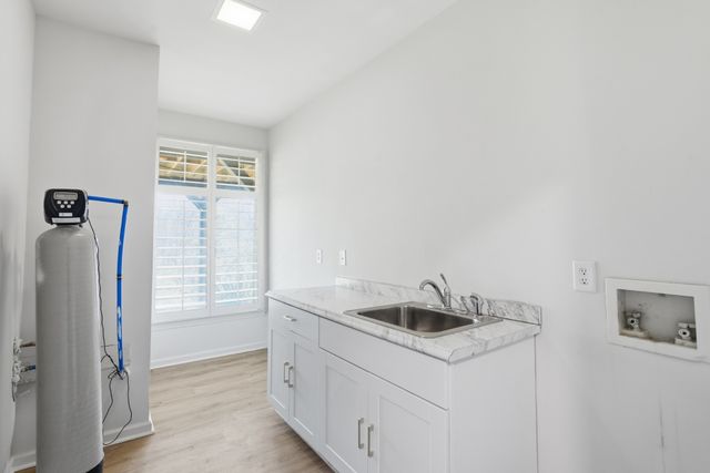 5161 Granny White Pike, Nashville, TN 37220