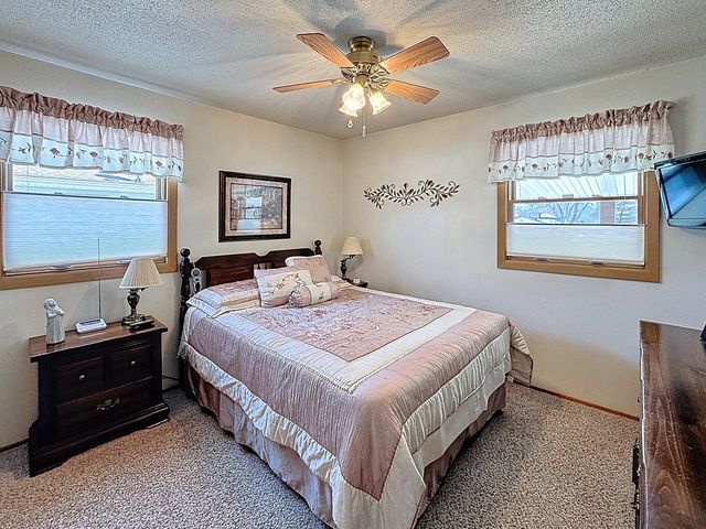 906 7th Street, Colona, IL 61241