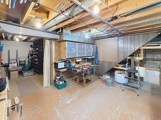 906 7th Street, Colona, IL 61241