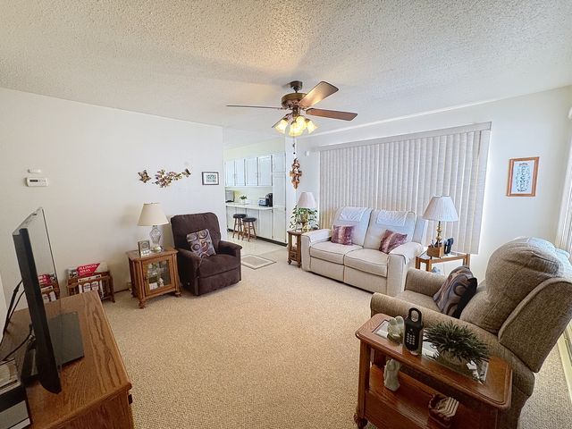 906 7th Street, Colona, IL 61241