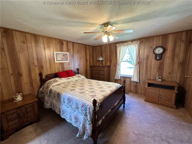 57 Brice Street, Hartford, WV 25247