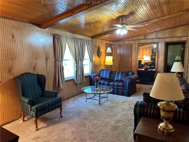 57 Brice Street, Hartford, WV 25247