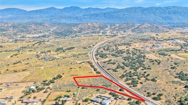 0 Tower, Oak Hills, CA 92344