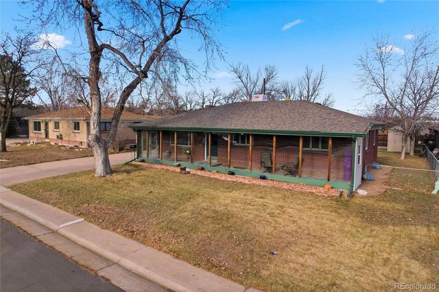 2913 W Tanforan Drive, Englewood, CO 80110