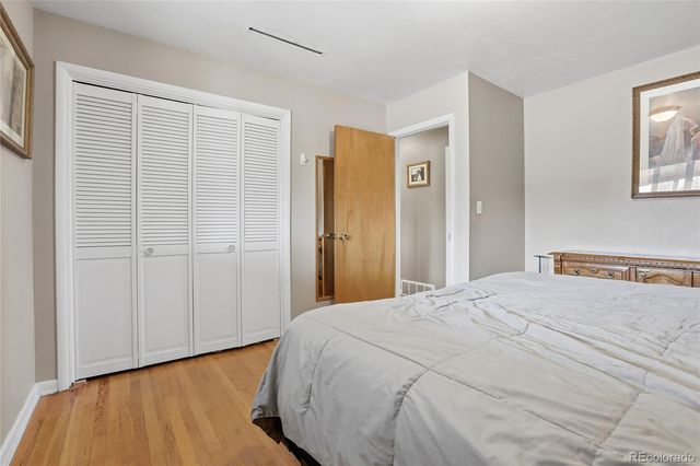 2913 W Tanforan Drive, Englewood, CO 80110