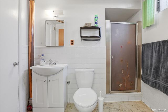 2913 W Tanforan Drive, Englewood, CO 80110