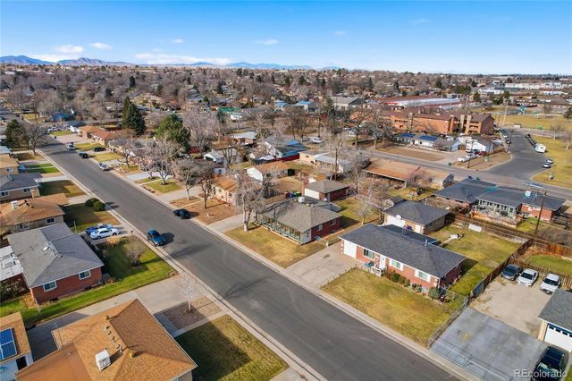 2913 W Tanforan Drive, Englewood, CO 80110