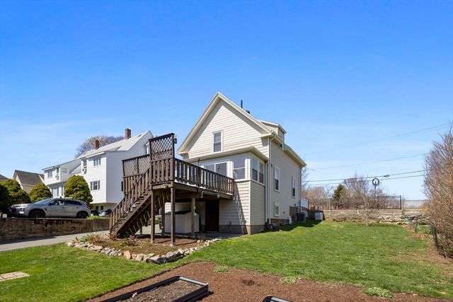 155 E Lothrop St, Beverly, MA 01915