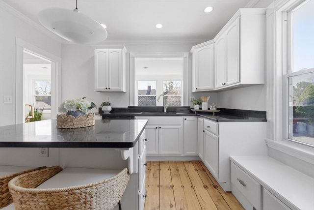 155 E Lothrop St, Beverly, MA 01915