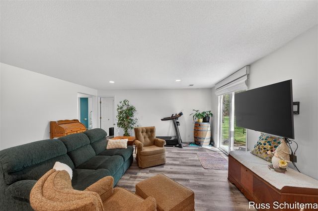 3896 Fairway Drive, Muskegon, MI 49441