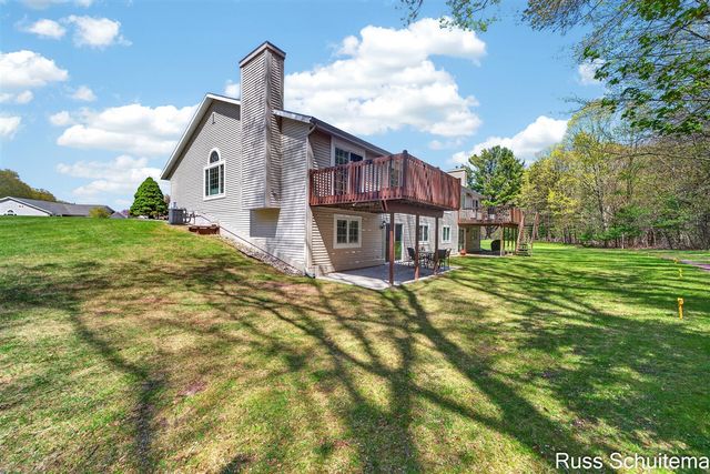 3896 Fairway Drive, Muskegon, MI 49441