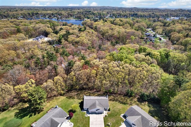 3896 Fairway Drive, Muskegon, MI 49441