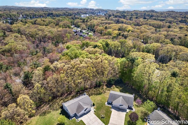 3896 Fairway Drive, Muskegon, MI 49441