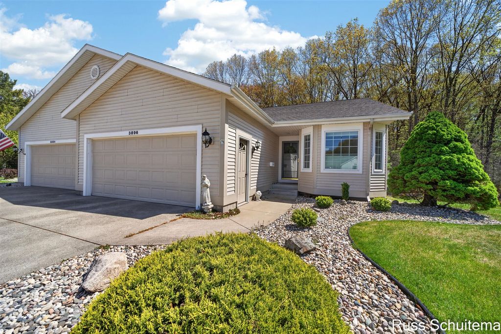 3896 Fairway Drive, Muskegon, MI 49441
