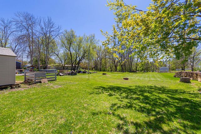 523 Hazel Lane, Owatonna, MN 55060
