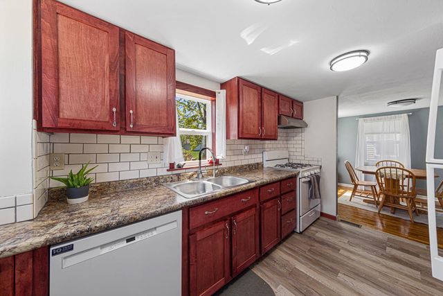 523 Hazel Lane, Owatonna, MN 55060