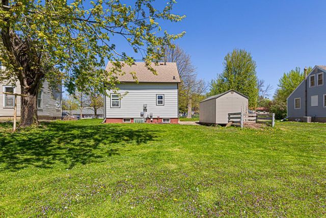 523 Hazel Lane, Owatonna, MN 55060