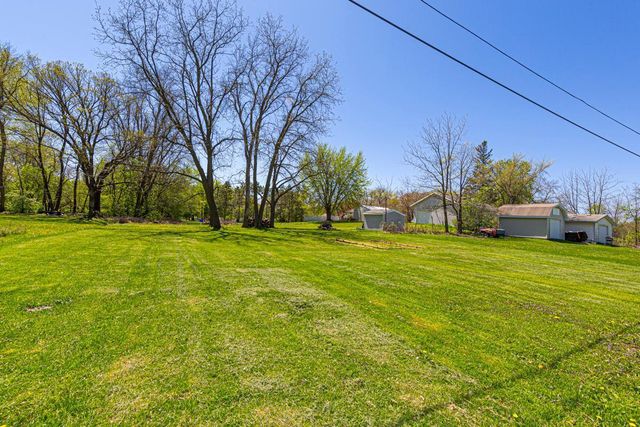 523 Hazel Lane, Owatonna, MN 55060