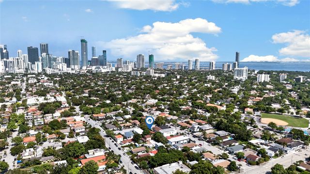 1128 SW 11th Ave, Miami, FL 33129