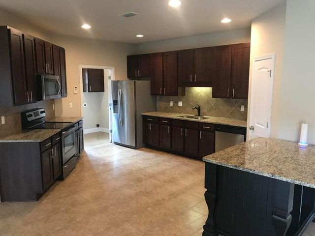 4614 Hermosa Road, Crestview, FL 32539