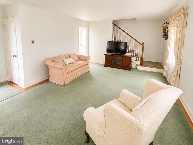 3102 NOTTINGHAM WAY, Hamilton, NJ 08619