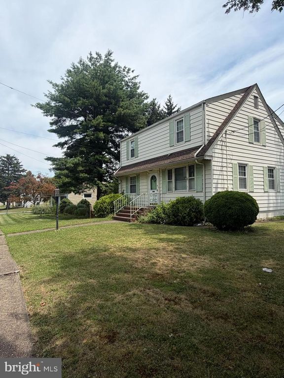 3102 NOTTINGHAM WAY, Hamilton, NJ 08619