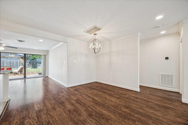 5226 Nina Lee Lane, Houston, TX 77092